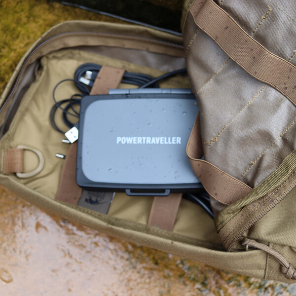 POWERTRAVELLER - Panneau solaire Adventure 2 - Batterie intégrée