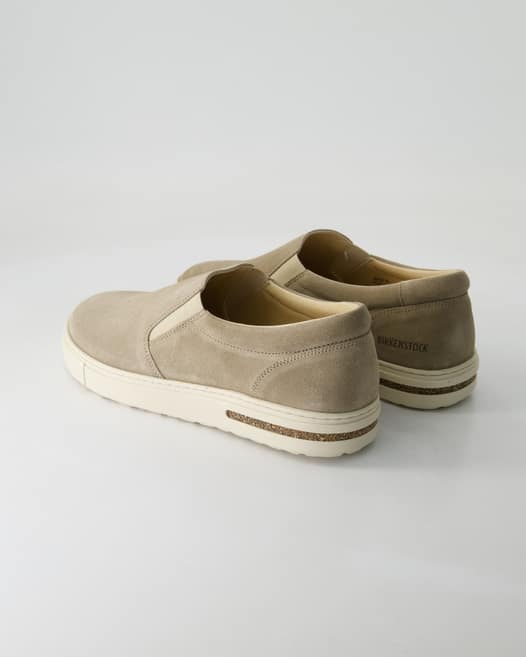 Birkenstock Oswego Slipper in Beige