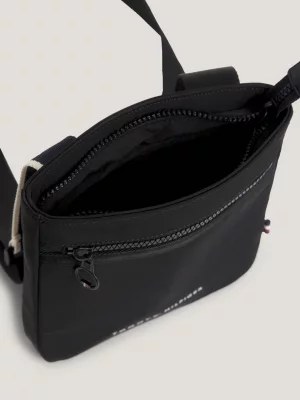 Bolsa transversal com logo pequeno