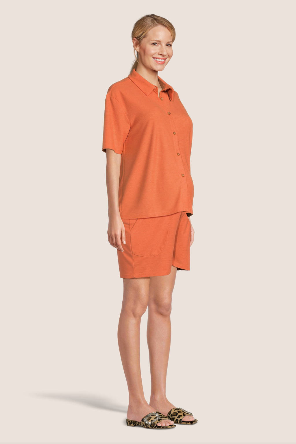LOVE2WAIT zwangerschaps- en voedingsblouse Siena oranje