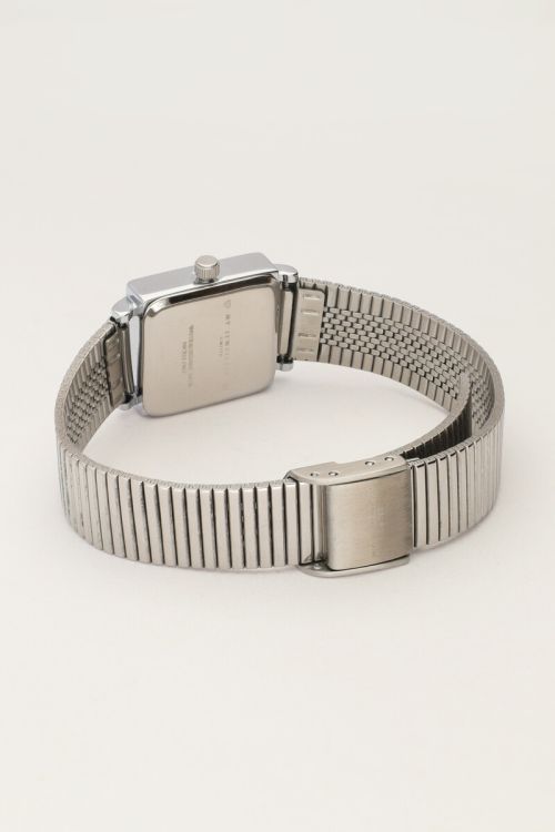 Vierkant horloge met horizontale schakels