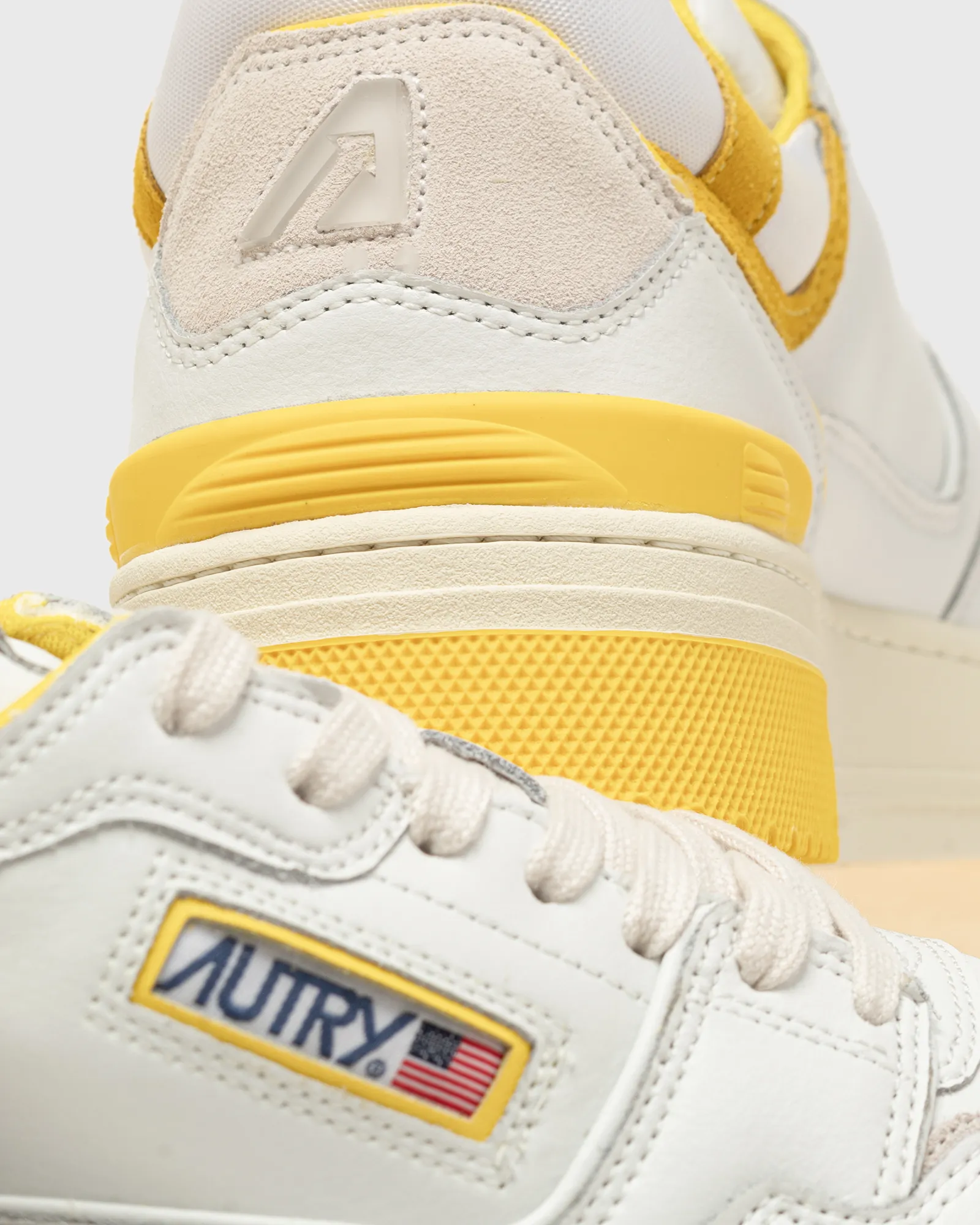 Autry Action Shoes CLC LOW