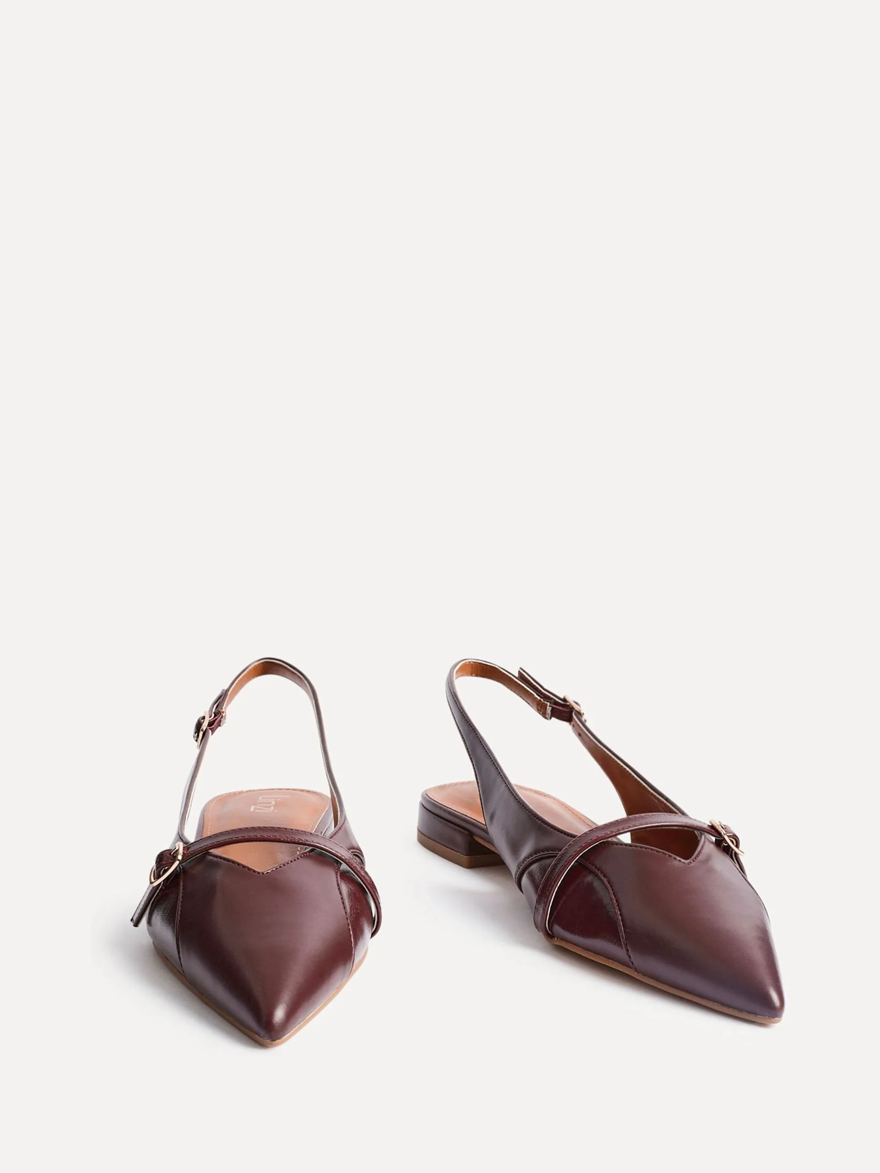 Rood - Linzi Prague Lage schoenen met spitse neus en gespdetail