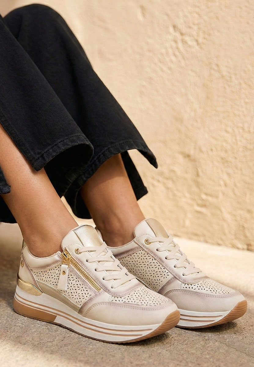 Baskets à plateforme beige Reita