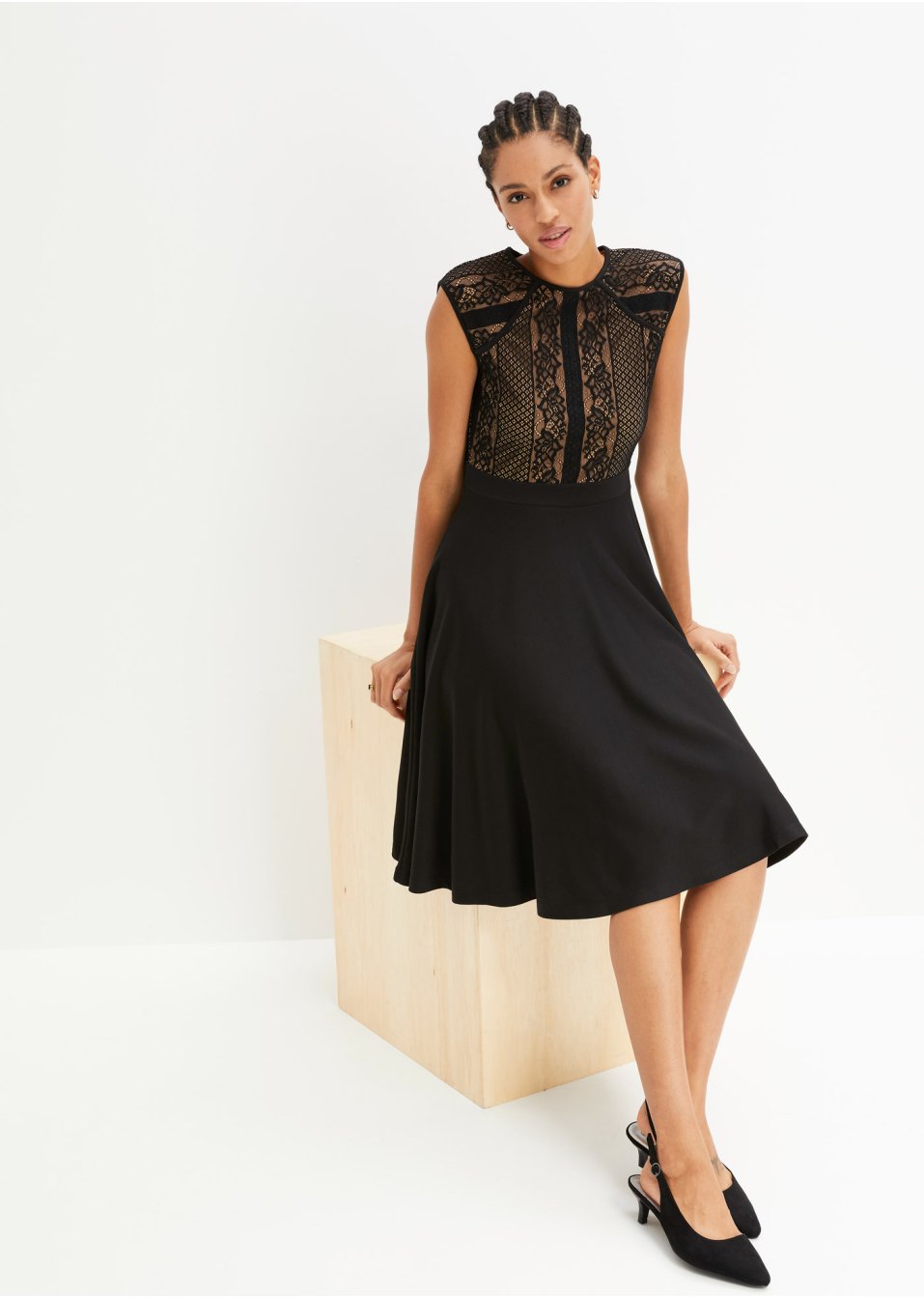 Robe à dentelle