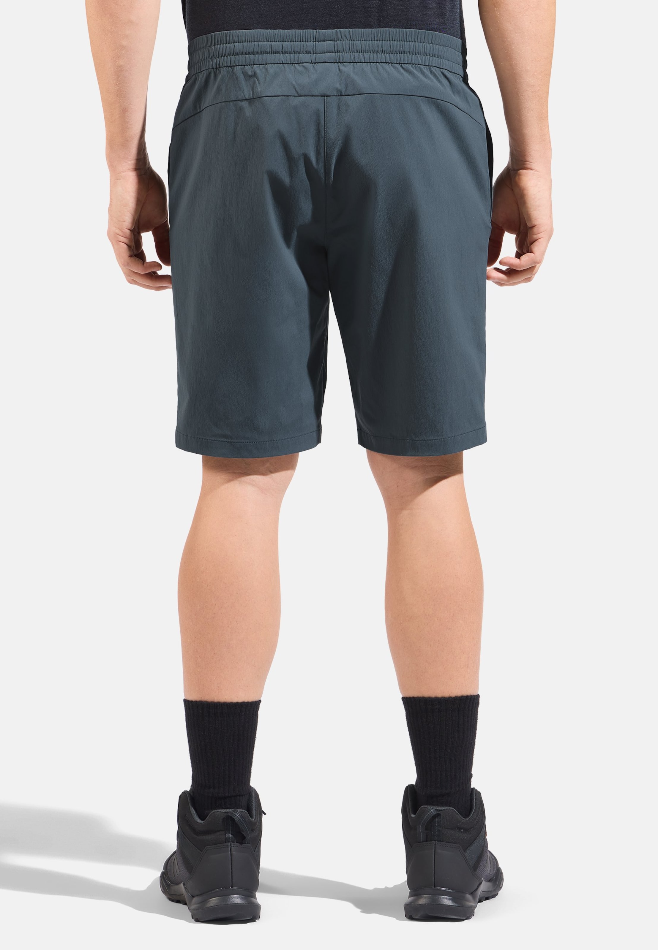 Essentials Wandershorts in dark slate