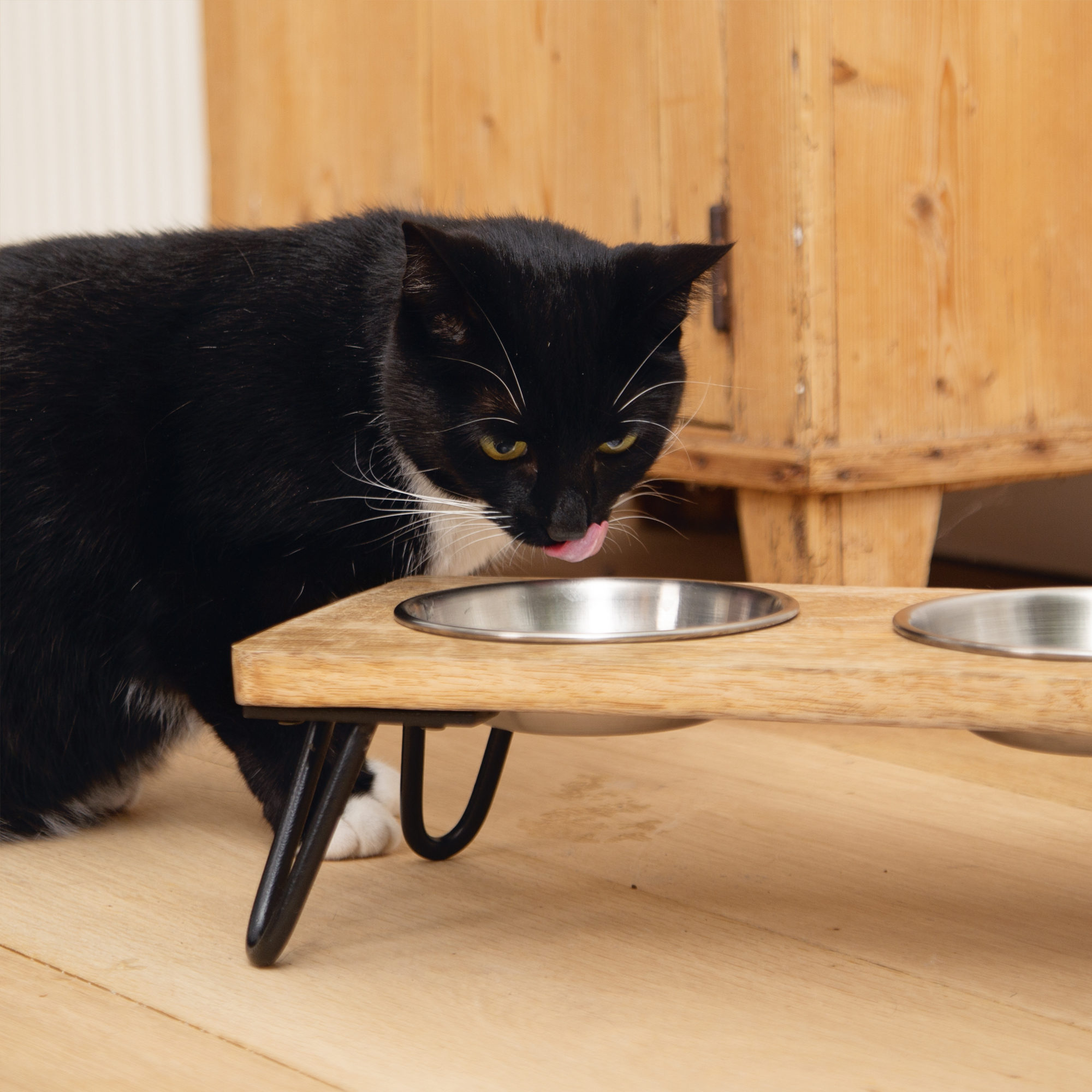 Designed by Lotte Houten Dinerset Linga
