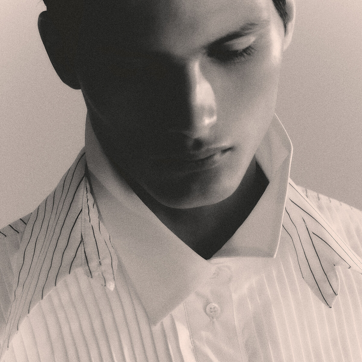JEREMY CURRAT X LA REDOUTE<br>Camisa listrada, fabricada na Europa