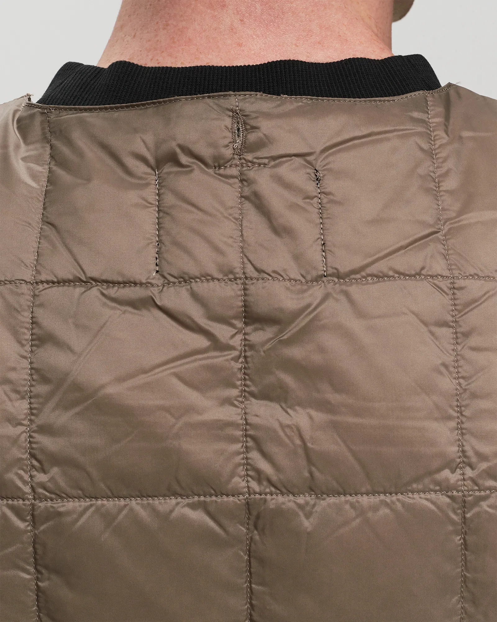 Taion CREW NECK W-ZIP DOWN VEST