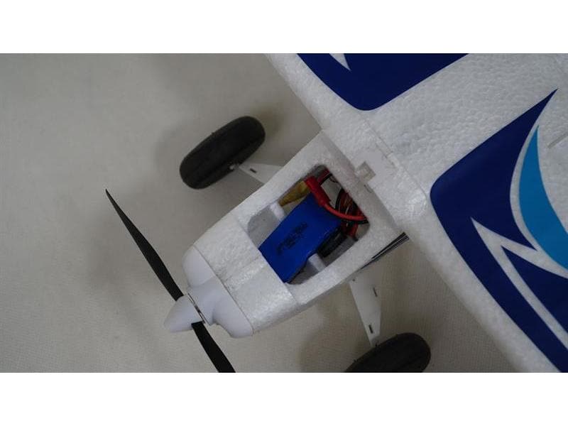 Arrows RC Motorflugzeug Pioneer 620 mm RTF Kleines 4-Kanal STOL Modellflugzeug mit Brushless Antrieb