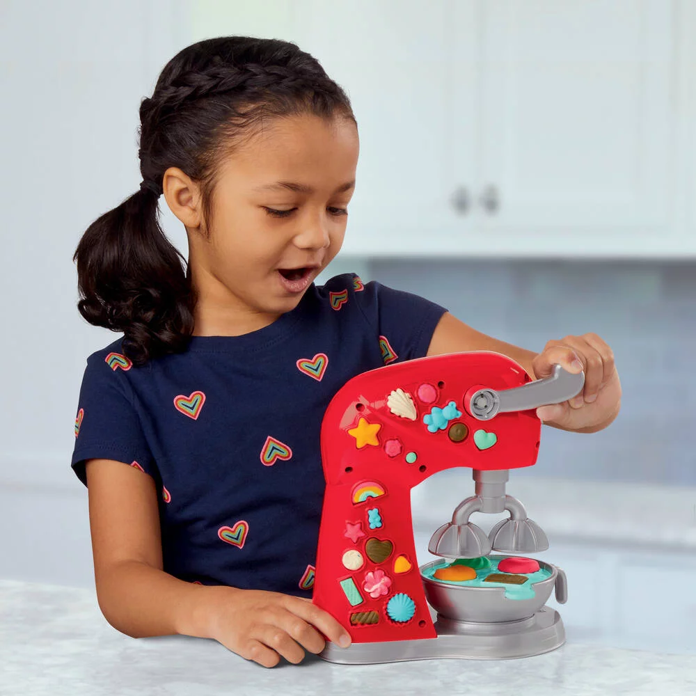PLAY DOH - KITCHEN CREATIONS ROBOT PATISSIER