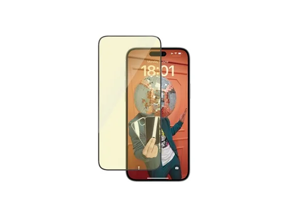 PanzerGlass™ | Ultra-Wide Fit - Skærmbeskyttelse til mobiltelefon - EyeCare Protection | Apple iPhone 15 Plus
