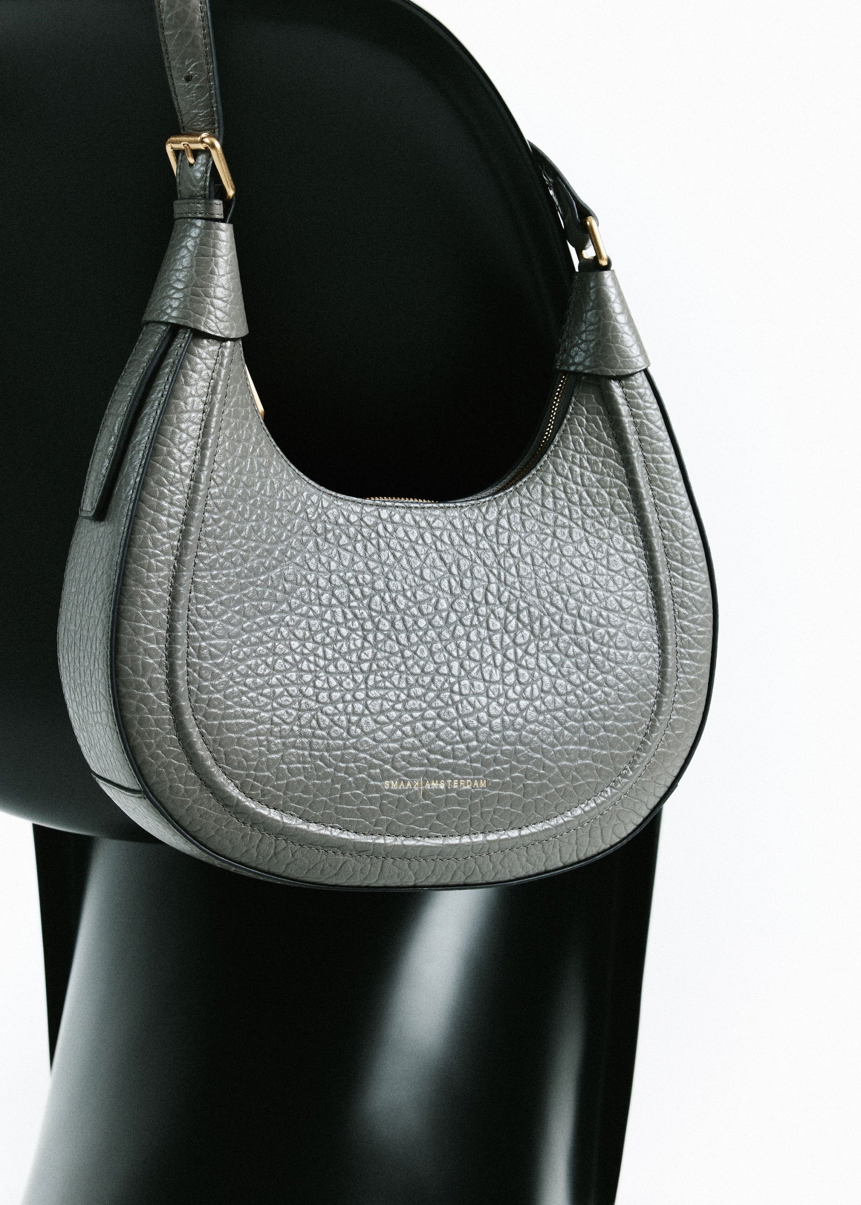 GAELLE | SLATE GREY