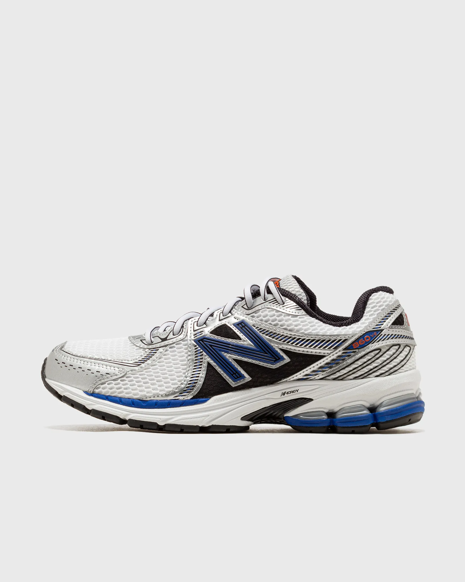 New Balance 860XB