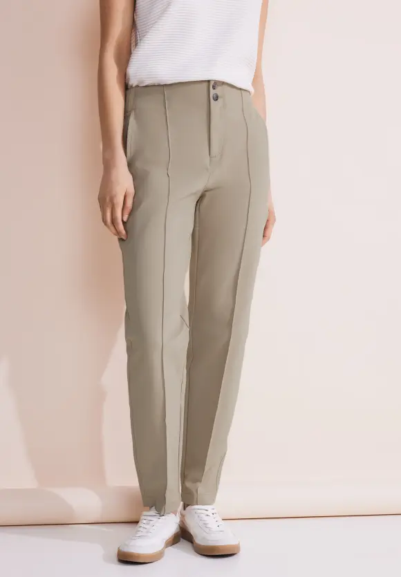Casual Fit Hose - safari beige