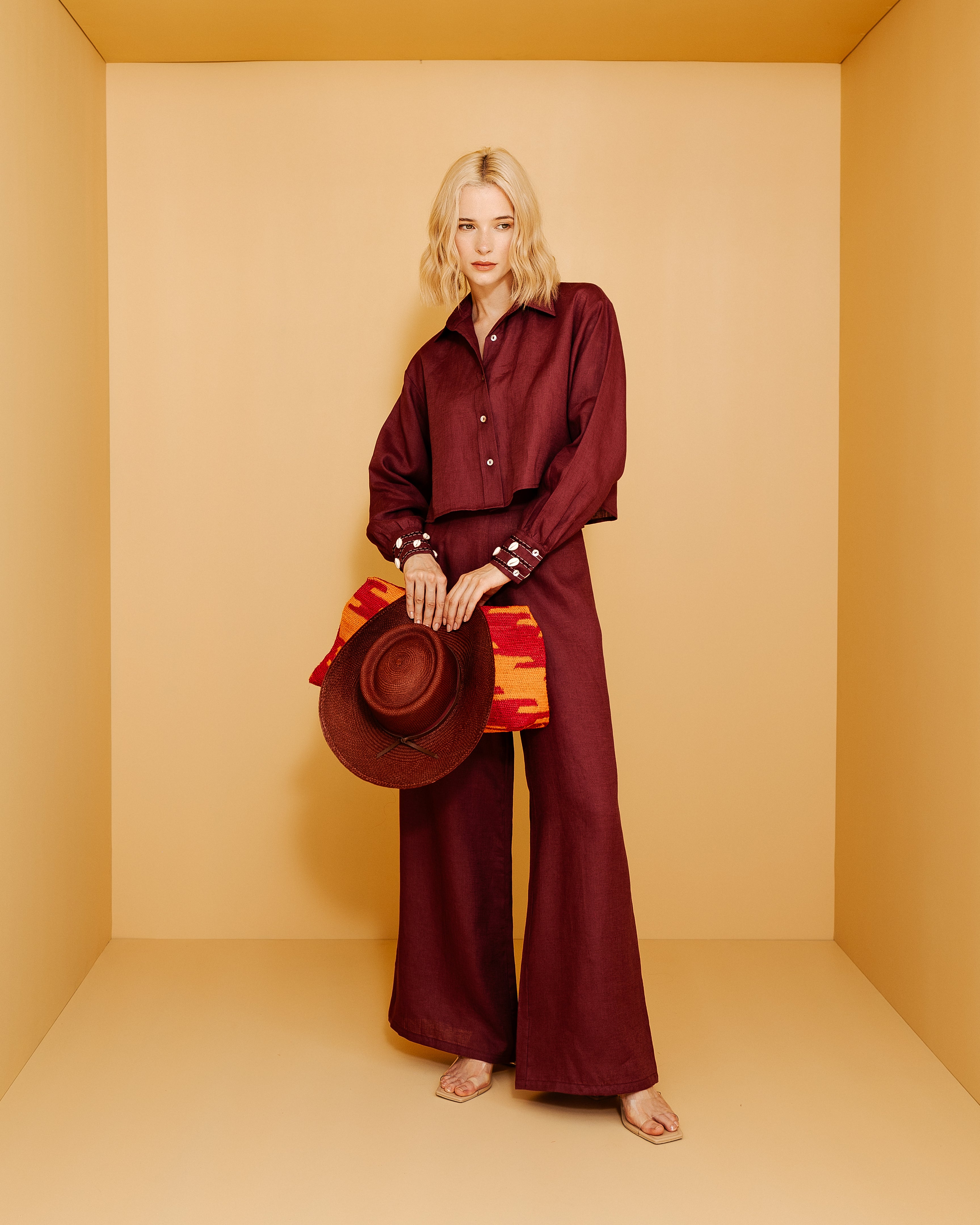 Chemise courte à manches longues