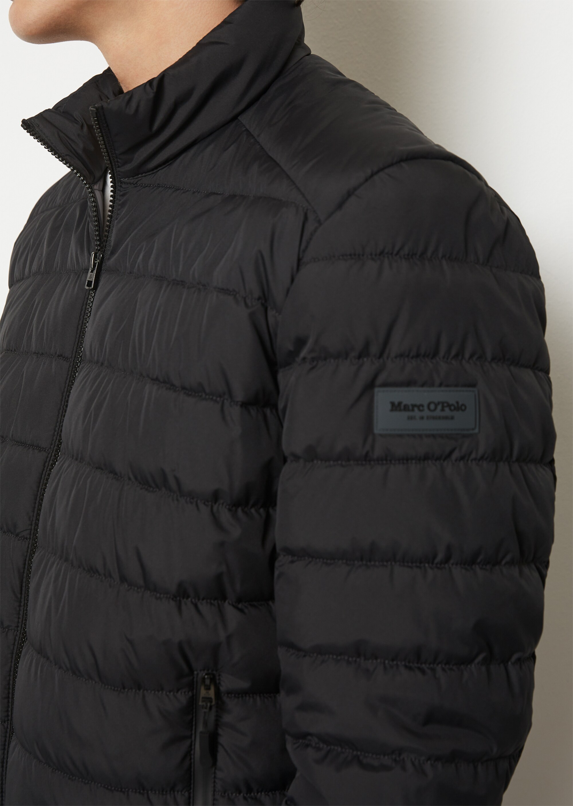 Steppjacke regular aus recycelter Qualität