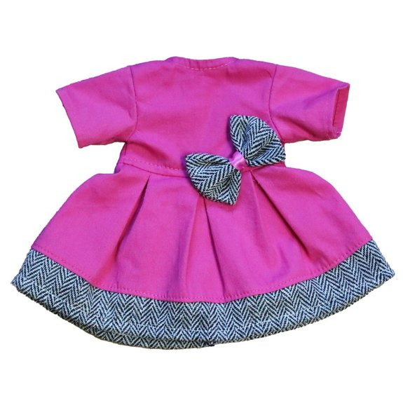 Vêtements de poupée