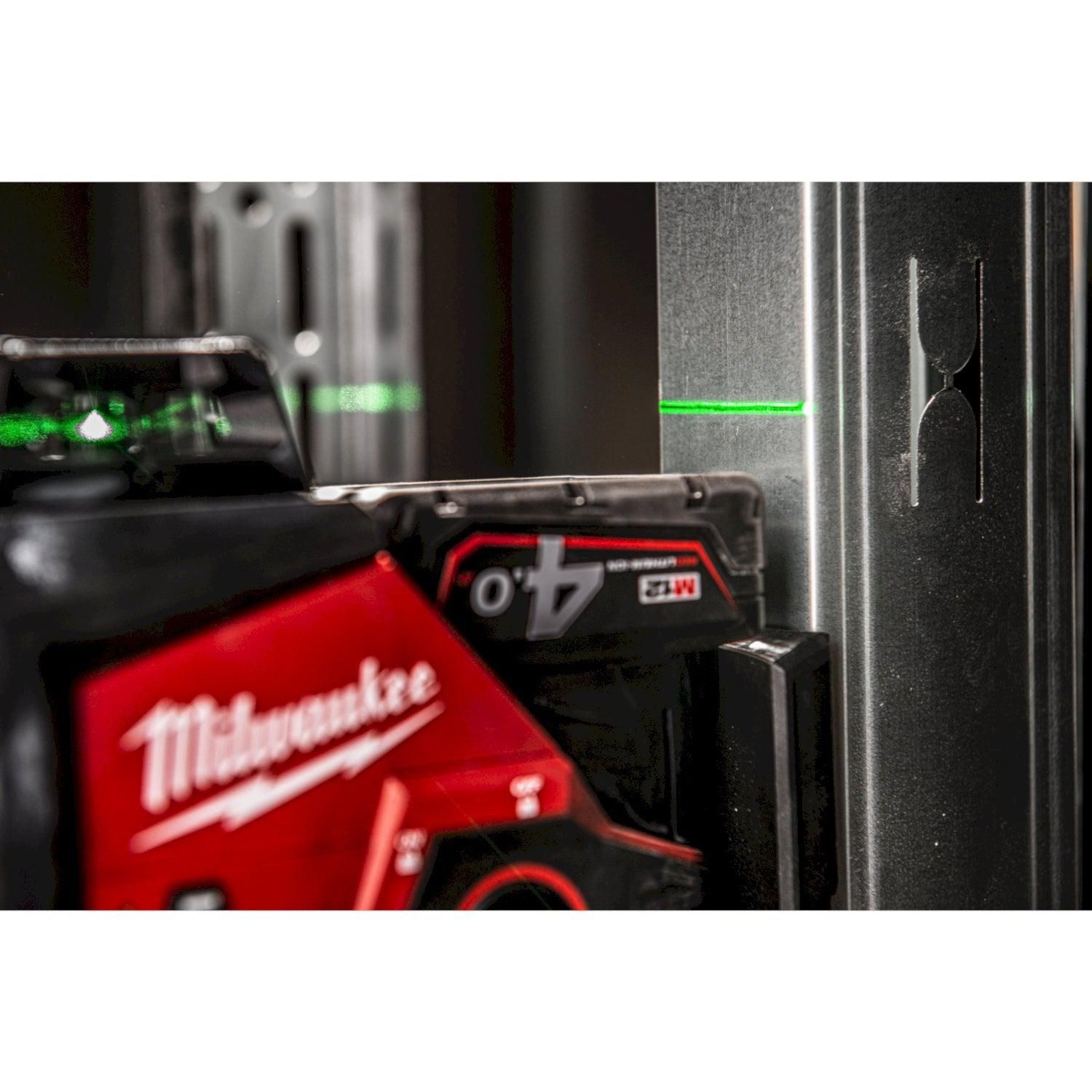 Milwaukee M12 3PLKIT-401P Accu kruislijnlaser 3x360° groen   laserdetector   statief 12V 4.0Ah in koffer - 4933478960