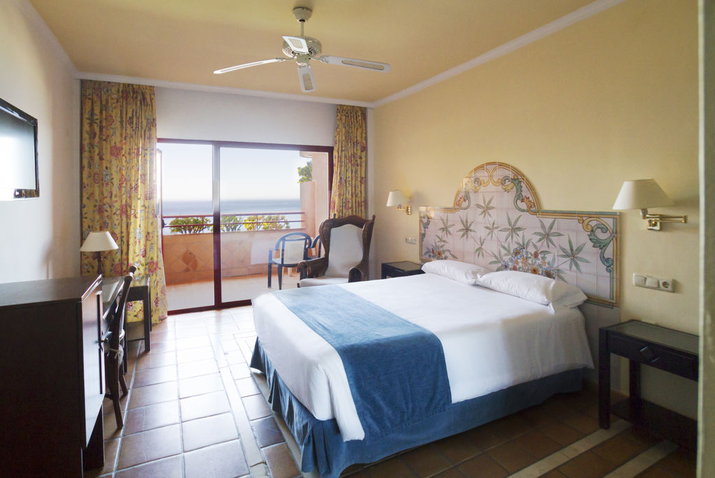 Ibersol Almunecar Beach & Spa Logies en ontbijt - Hotel