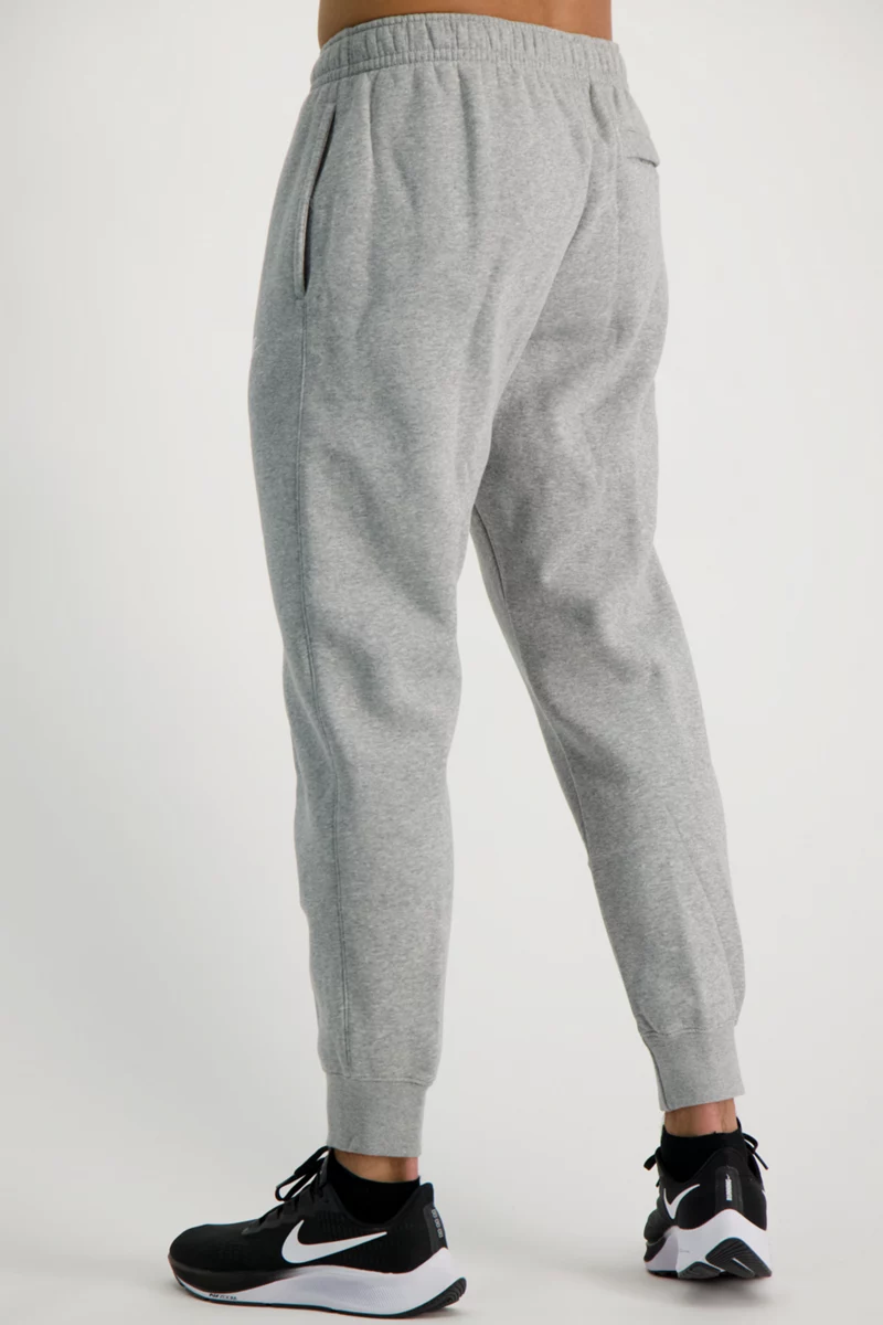 Nike Sportswear Club Fleece Herren Trainerhose