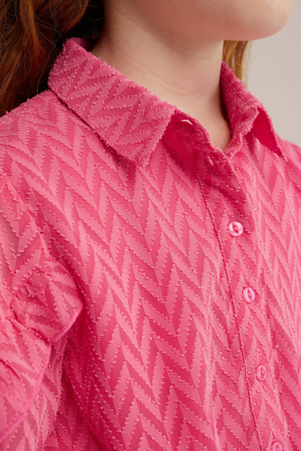 WE Fashion jurk met all over print en ruches roze/donkerroze