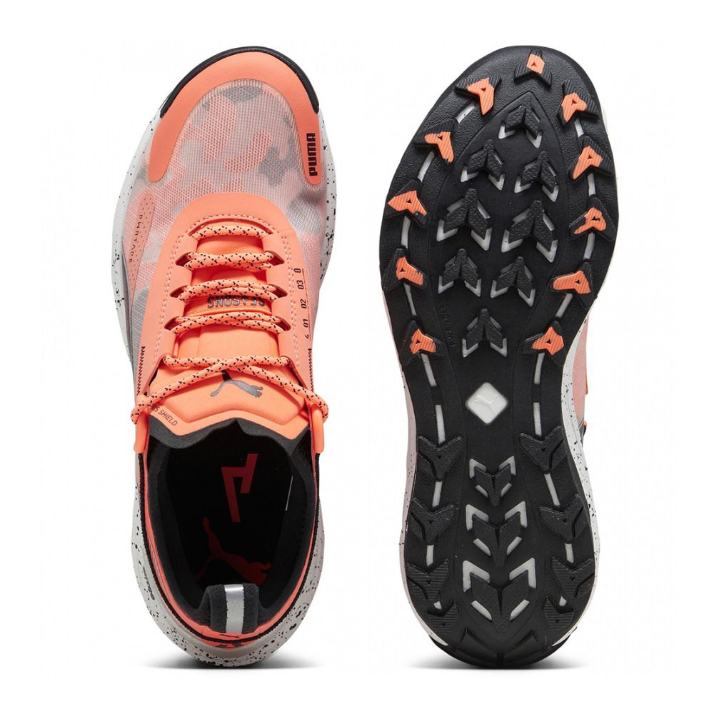 Puma VOYAGE NITRO 3 - Chaussures trail Homme neon sun/puma black