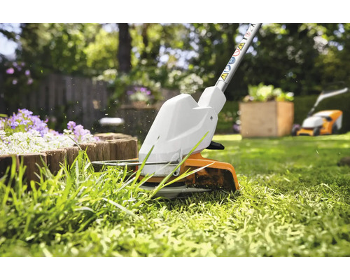 STIHL FSA 30 accu-bosmaaier, inclusief AS 2 accu en AL 1 lader