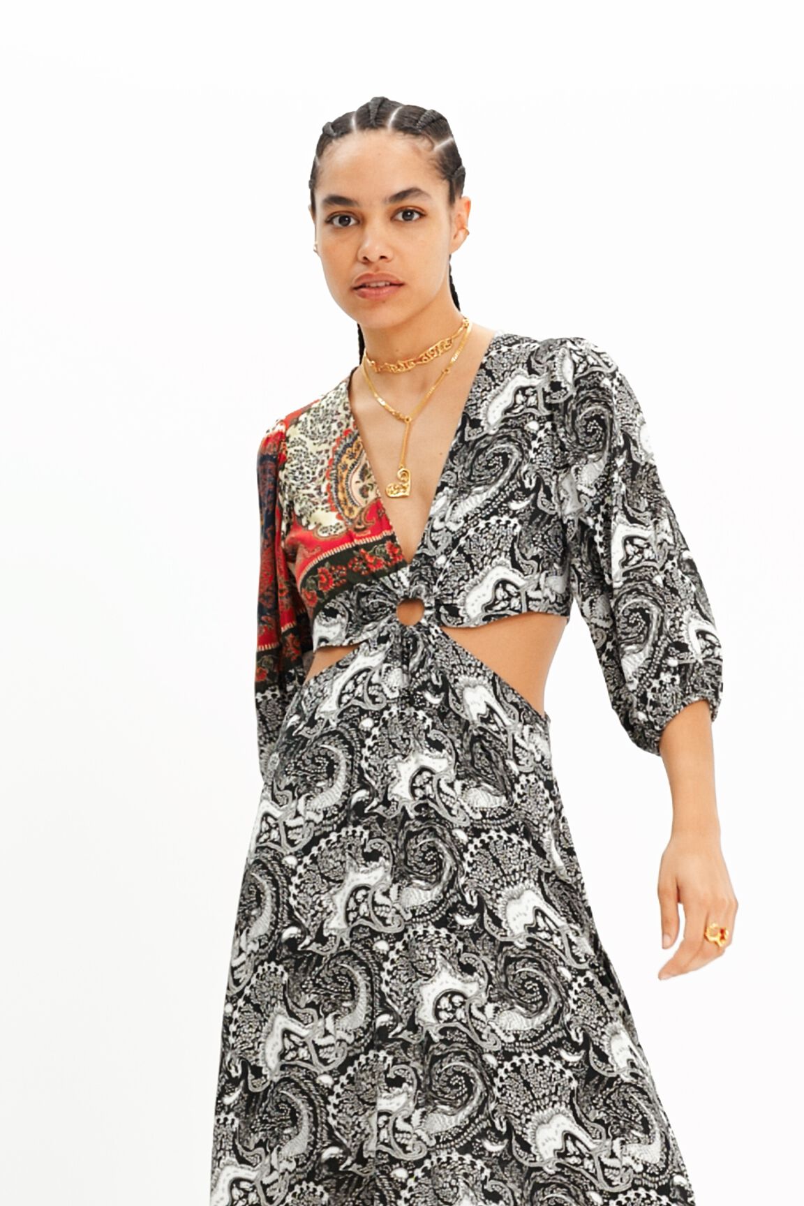 Robe longue découpes motif paisley