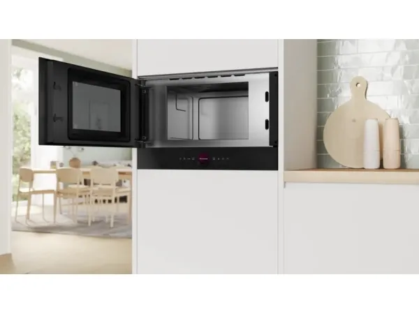 Bosch Serie 8 Indbygningsmikroovn - 21 Liter