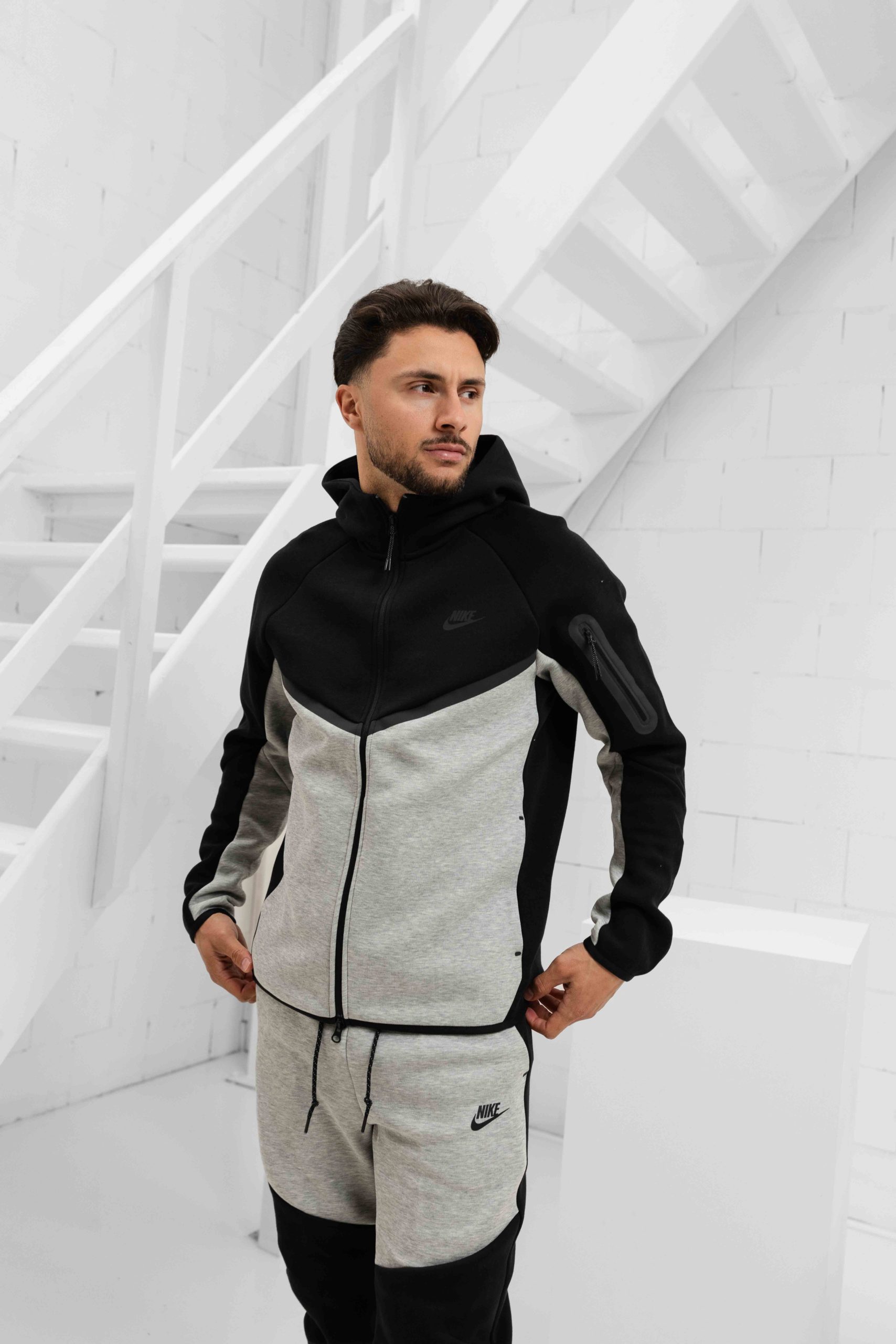 Nike Tech Fleece Trainingspak Heren Grijs/Zwart