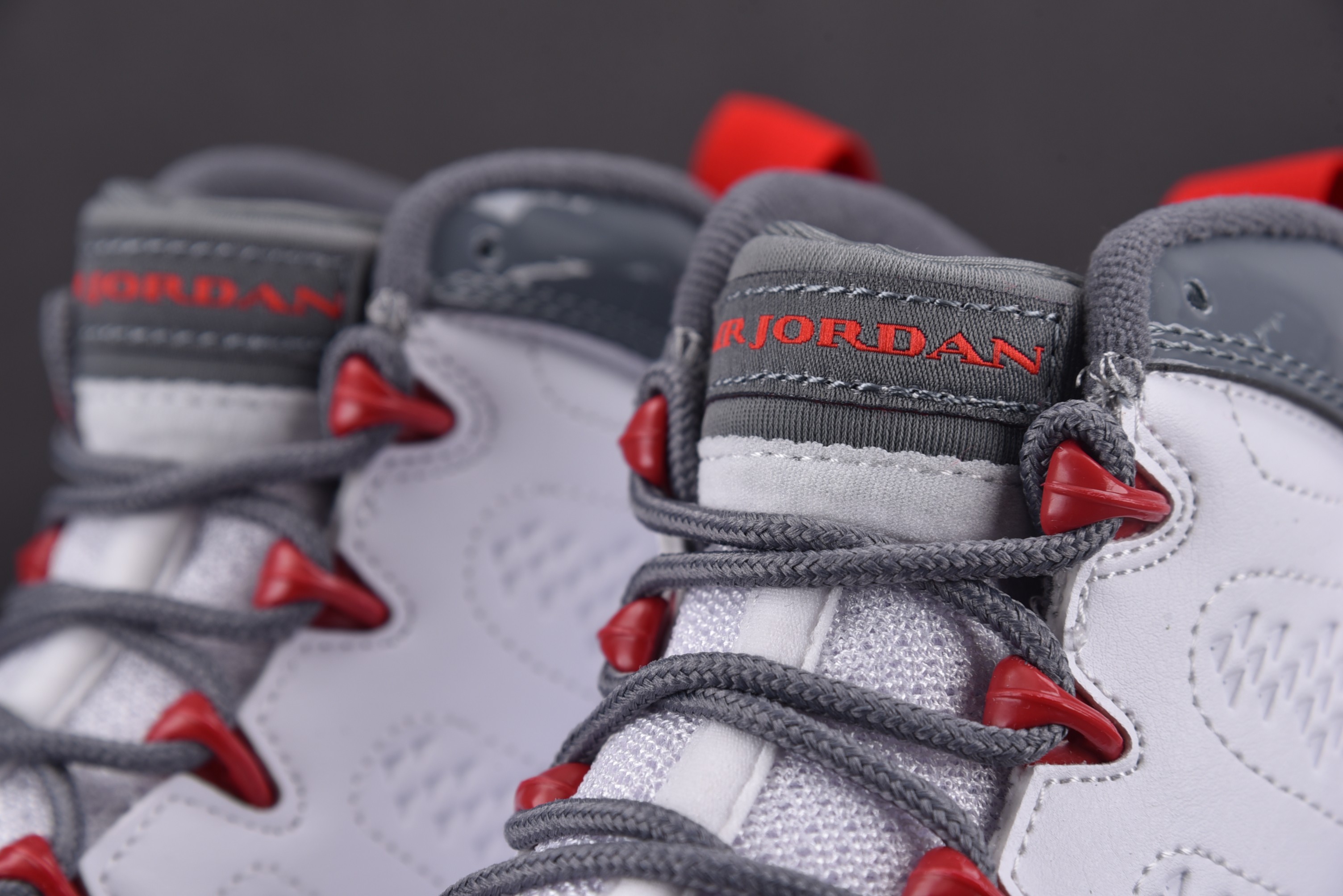 Jordan 9 Retro Fire Red