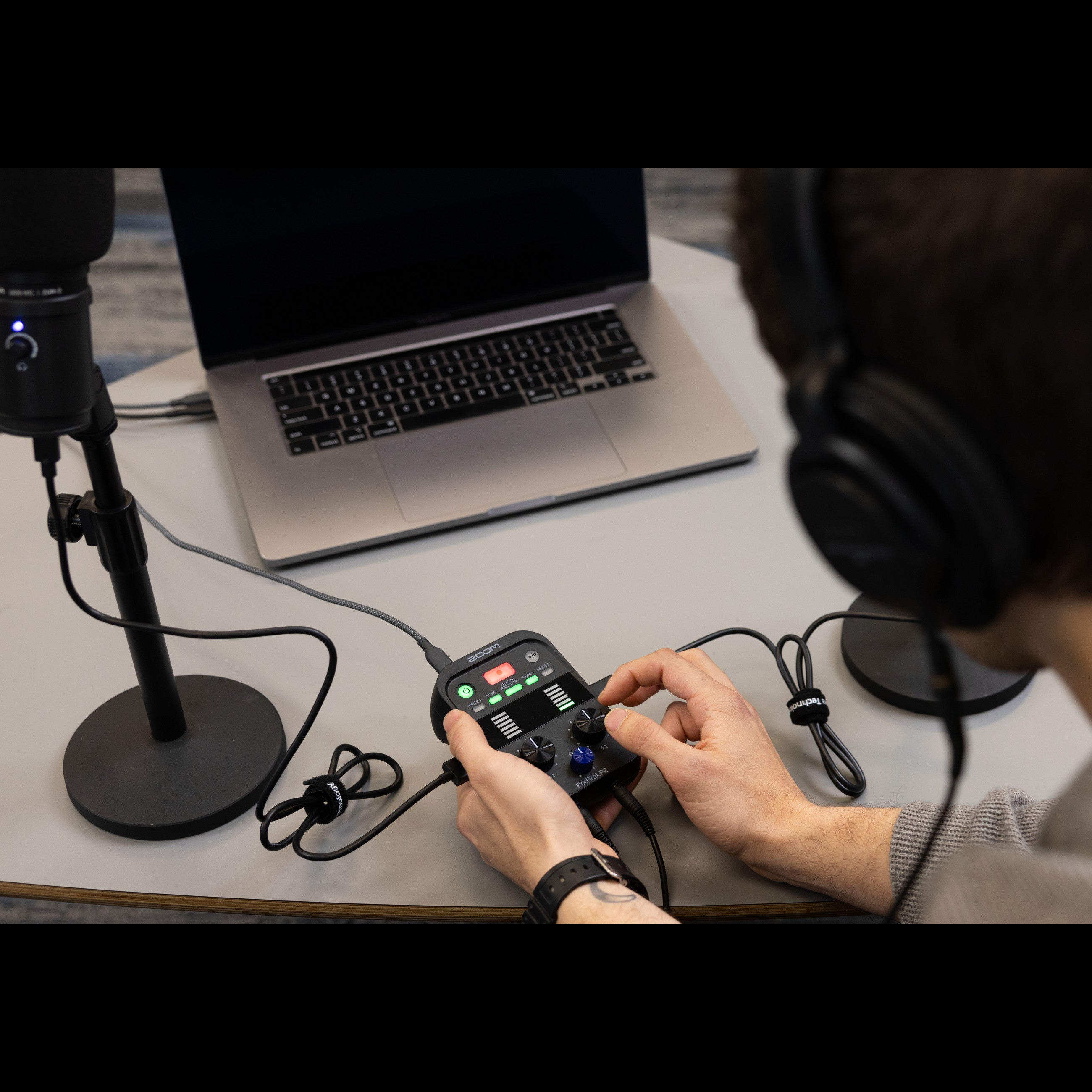 Zoom P2 PodTrak podcast recorder