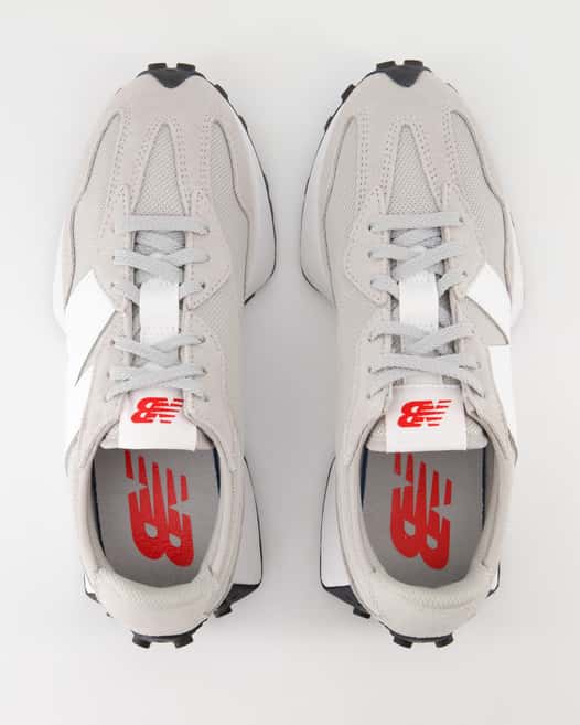 New Balance 327 Sneaker in Grau