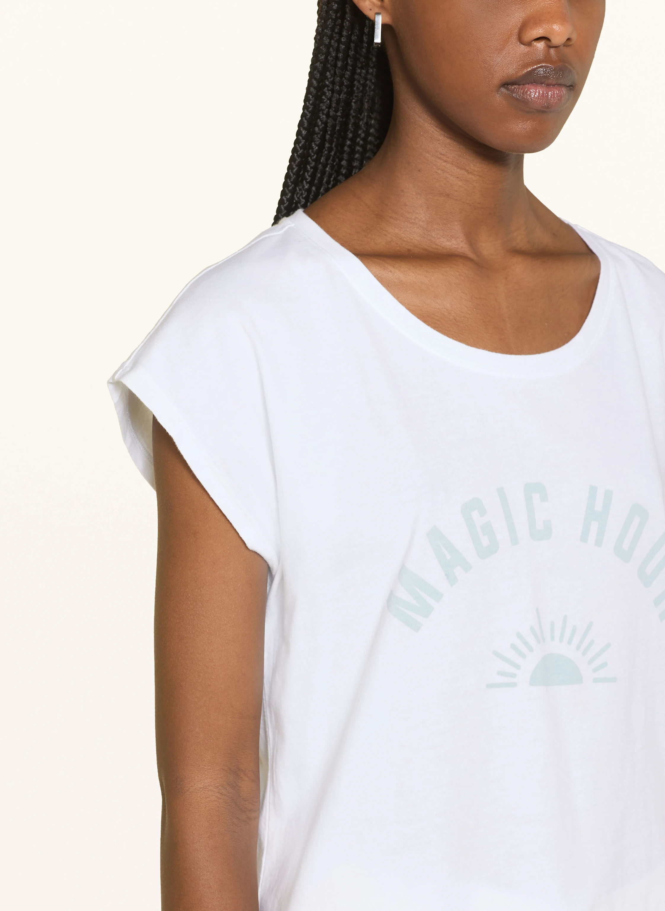 Juvia T-Shirt SARA
