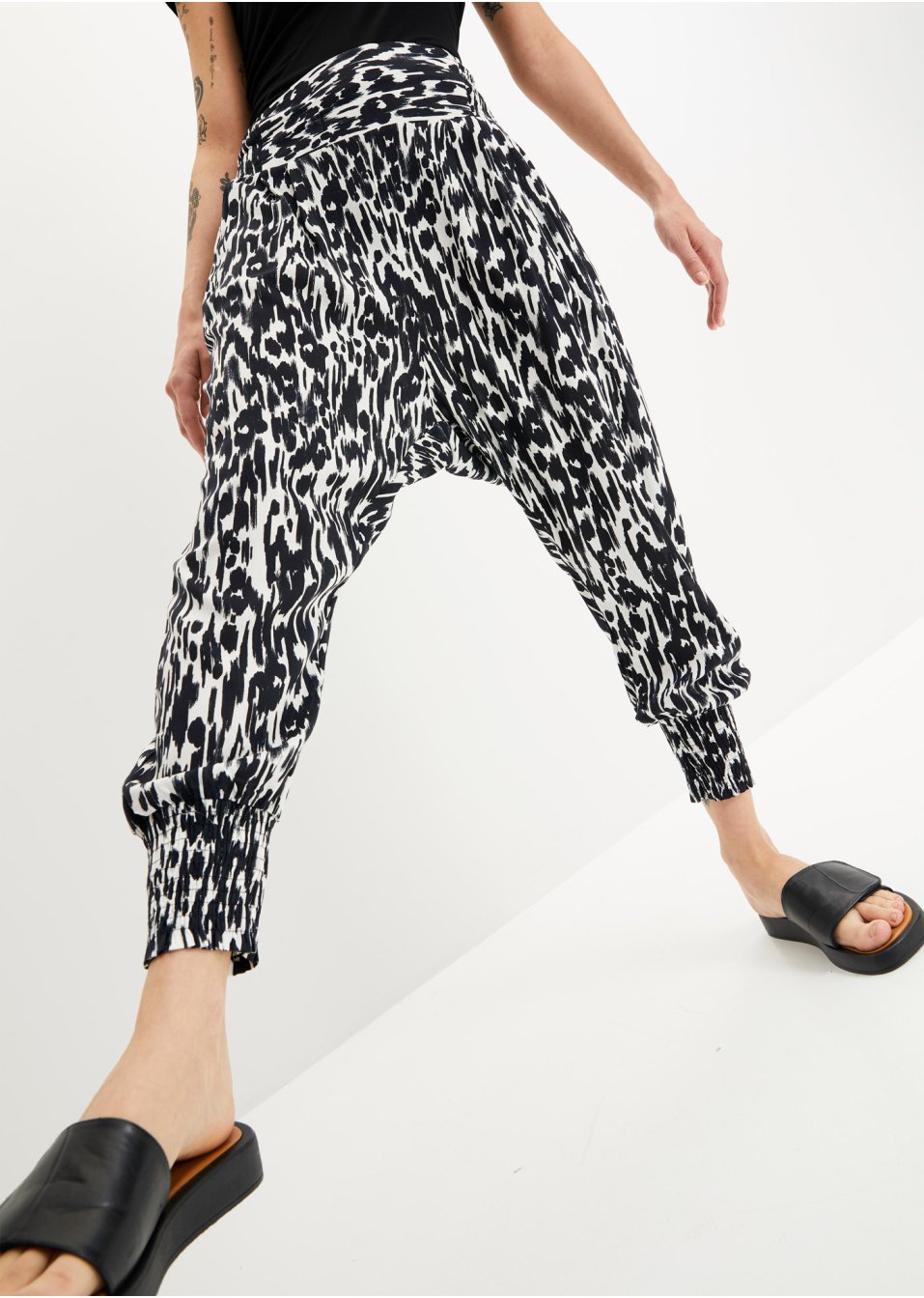 Pantalon sarouel à motif