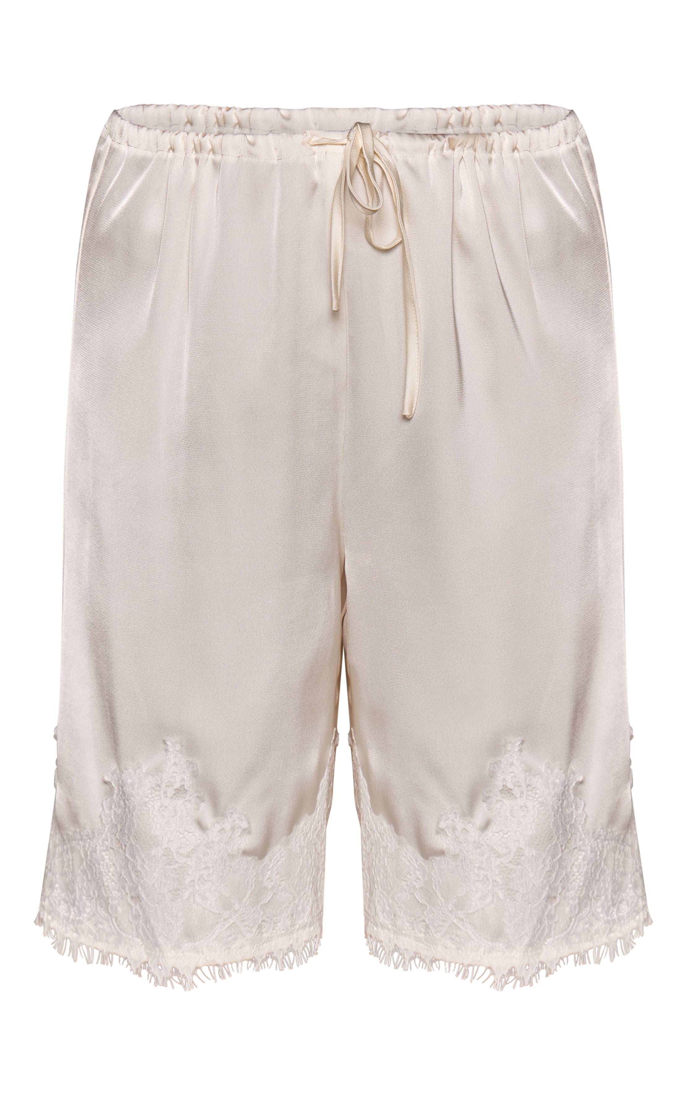 Short Long En Satin Avec Détails En Dentelle