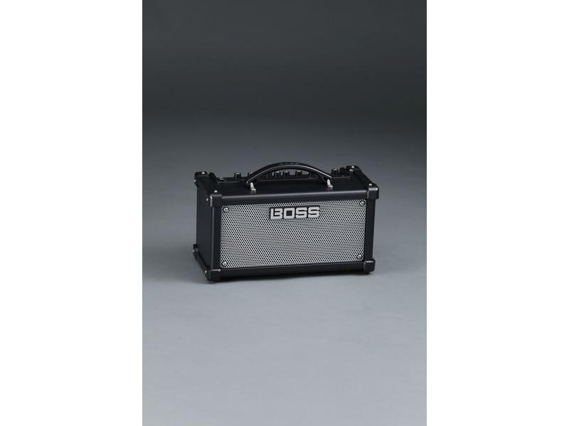 BOSS Combo Dual Cube LX Extrem vielseitiger Desktop-Verstärker mit professionellen Sounds und Effekten