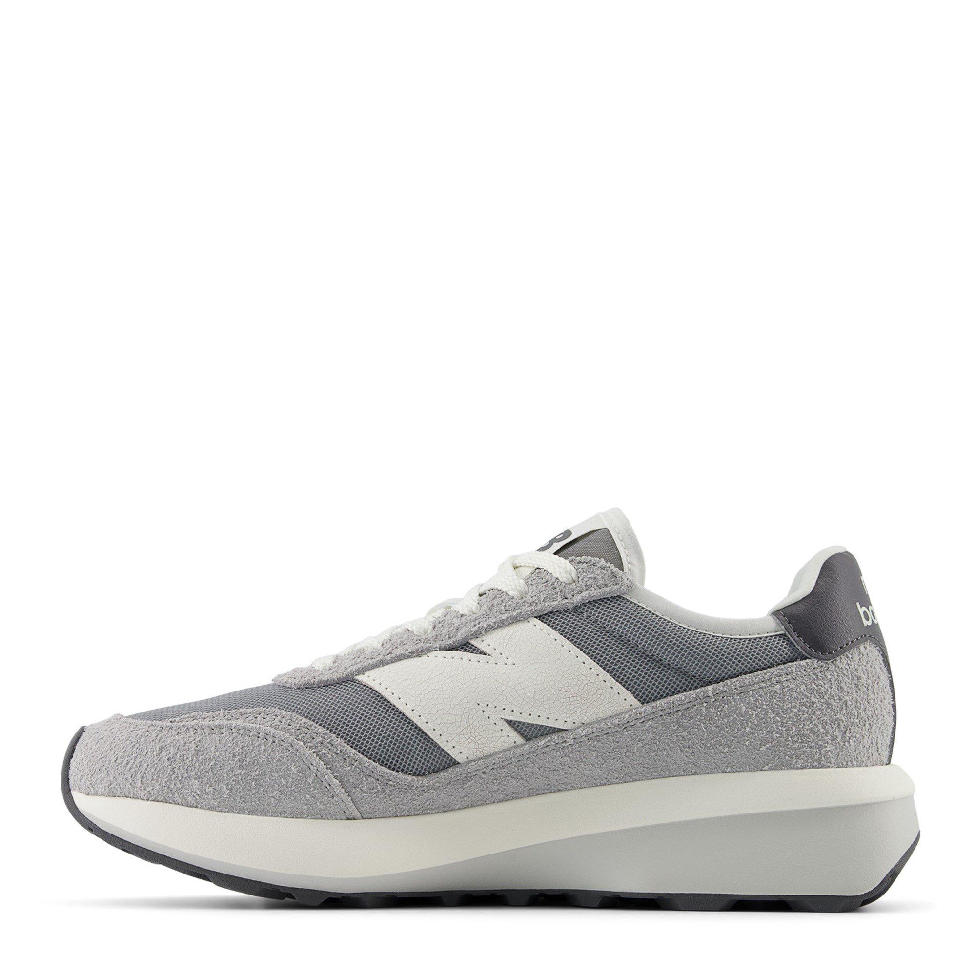 New Balance 370