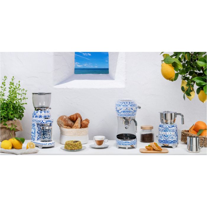 SMEG Espresso-Kaffeemaschine Dolce & Gabbana ECF02DGBEU