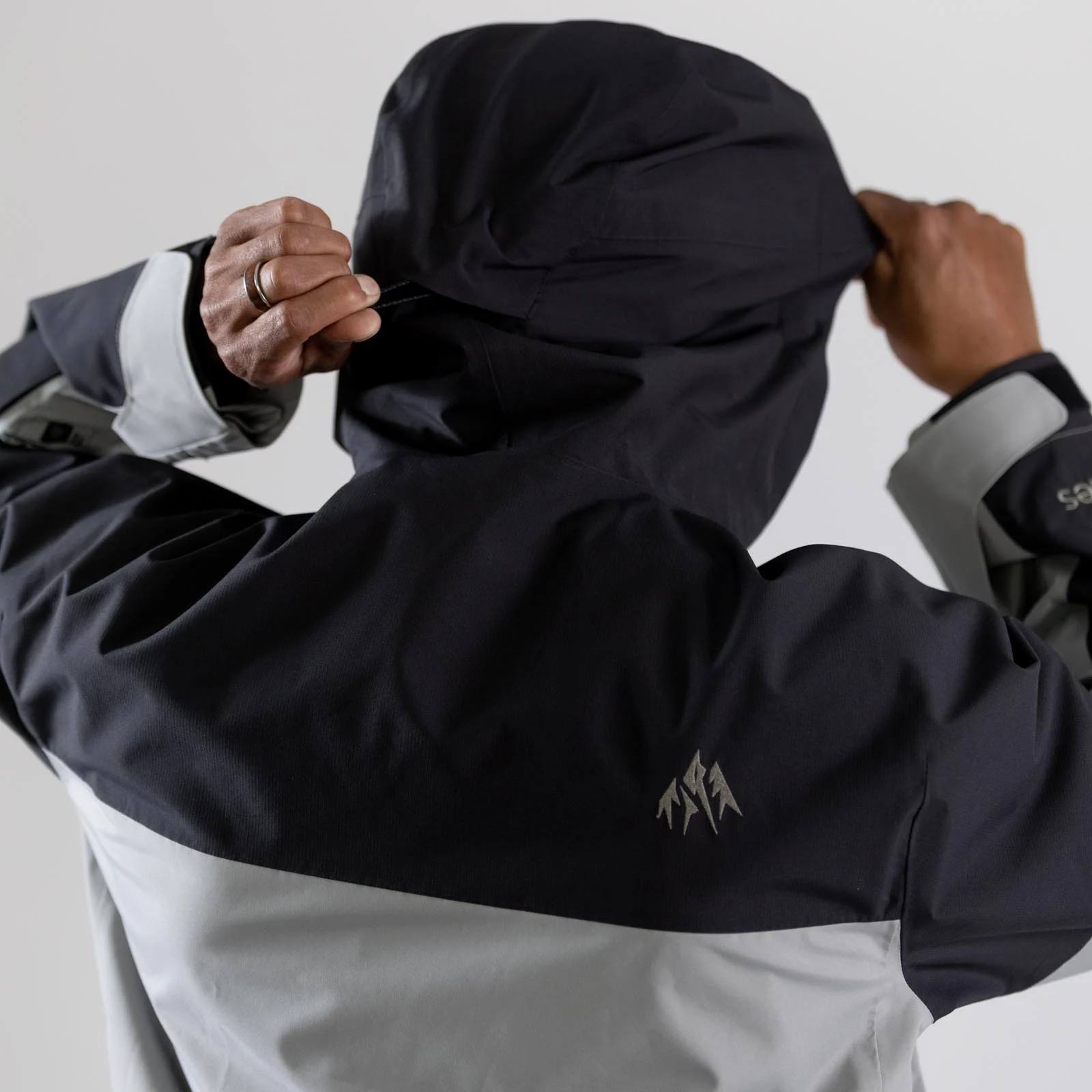 Jones MTN Surf Anorak M's