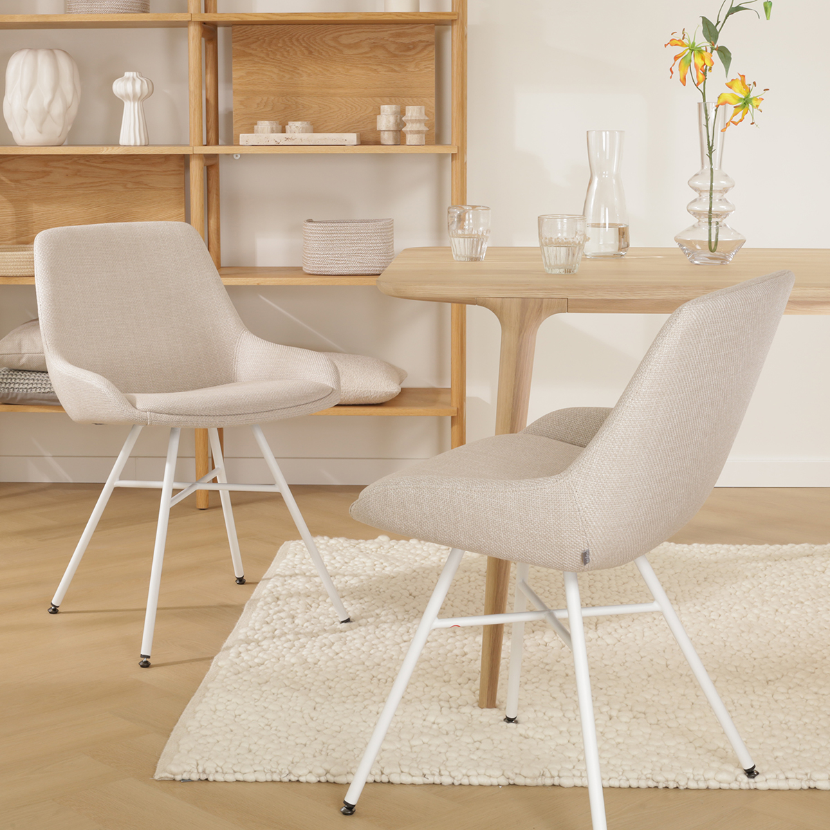 Eetkamerstoel Noa-Isa beige - wit onderstel