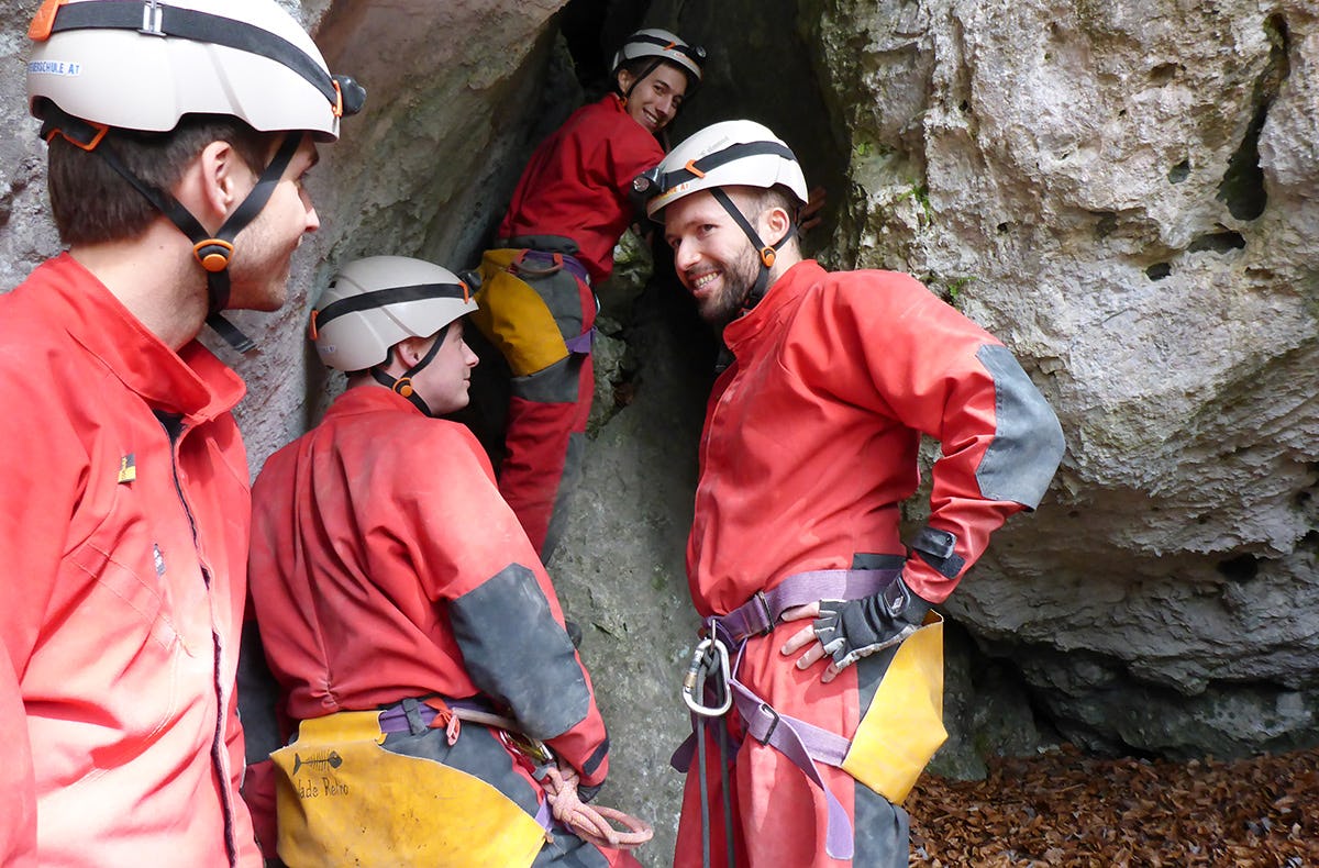 Abseilen in der Höhle und Caving in Pernitz als Geschenk | MYDAYS