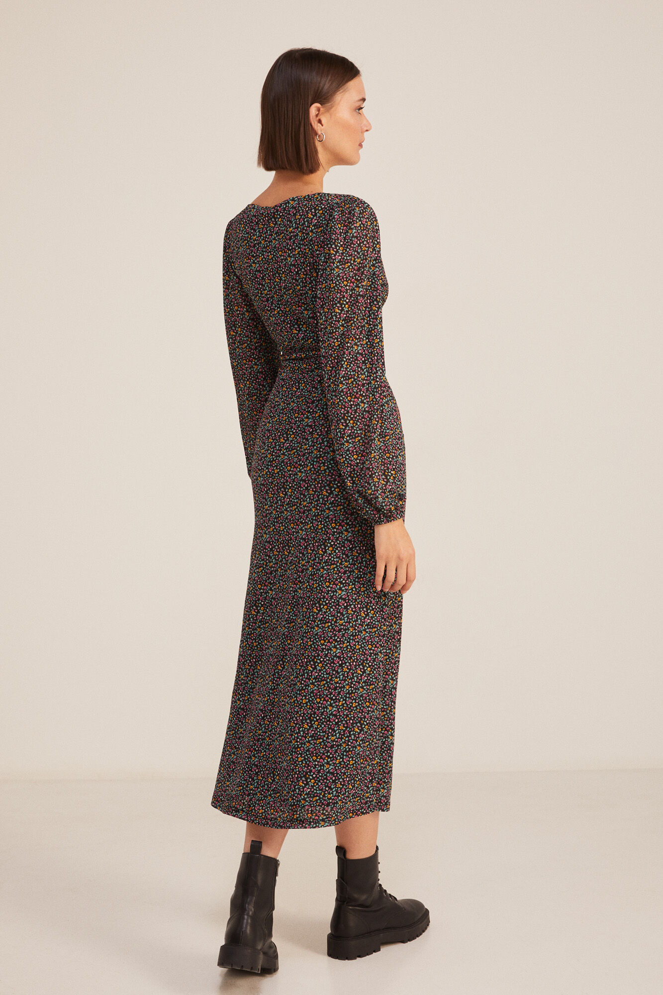 Vestido midi estampado com drapeados - Dourado