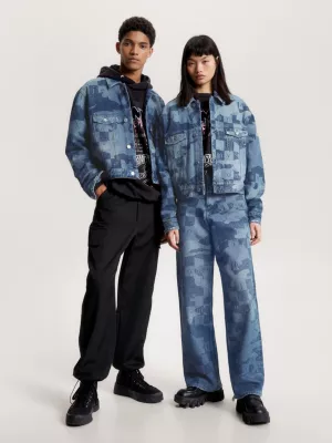 Jaqueta jeans estilo caminhoneiro com bordado do logo