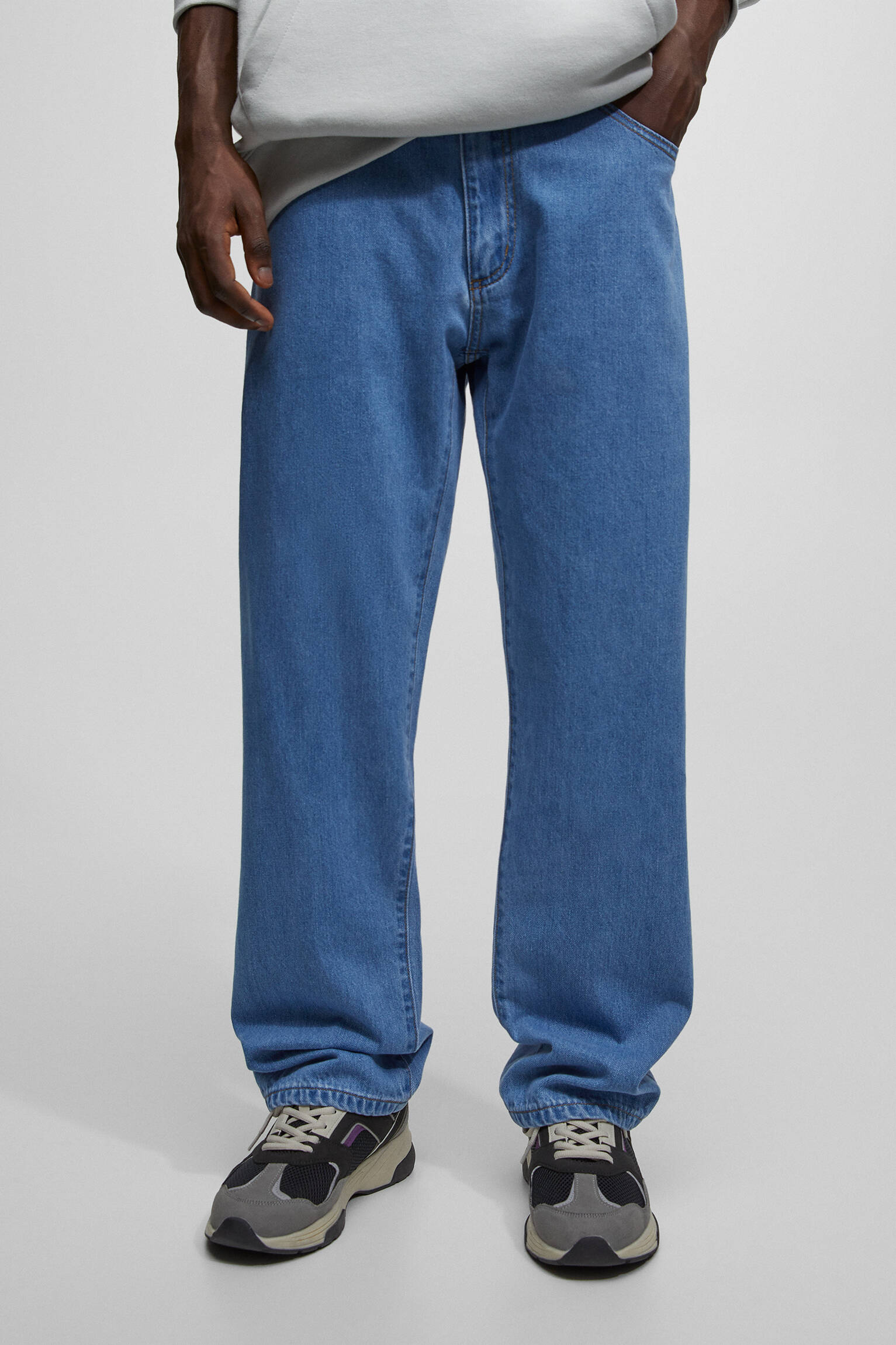 CALÇA JEANS DE CORTE LARGO - ÍNDIGO CLARO