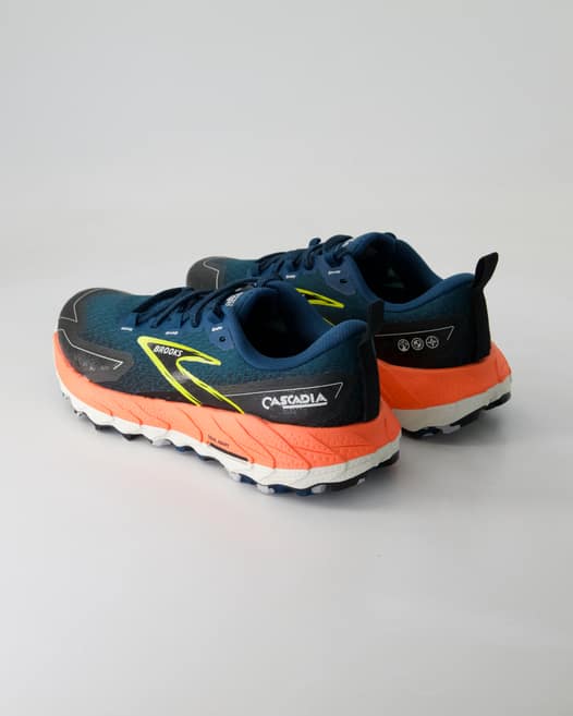 Brooks Cascadia Sportschuhe in Blau