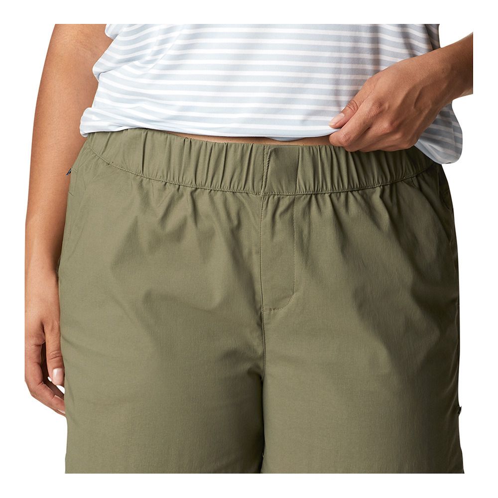 Columbia FIRWOOD CAMP II - Short Femme stone green