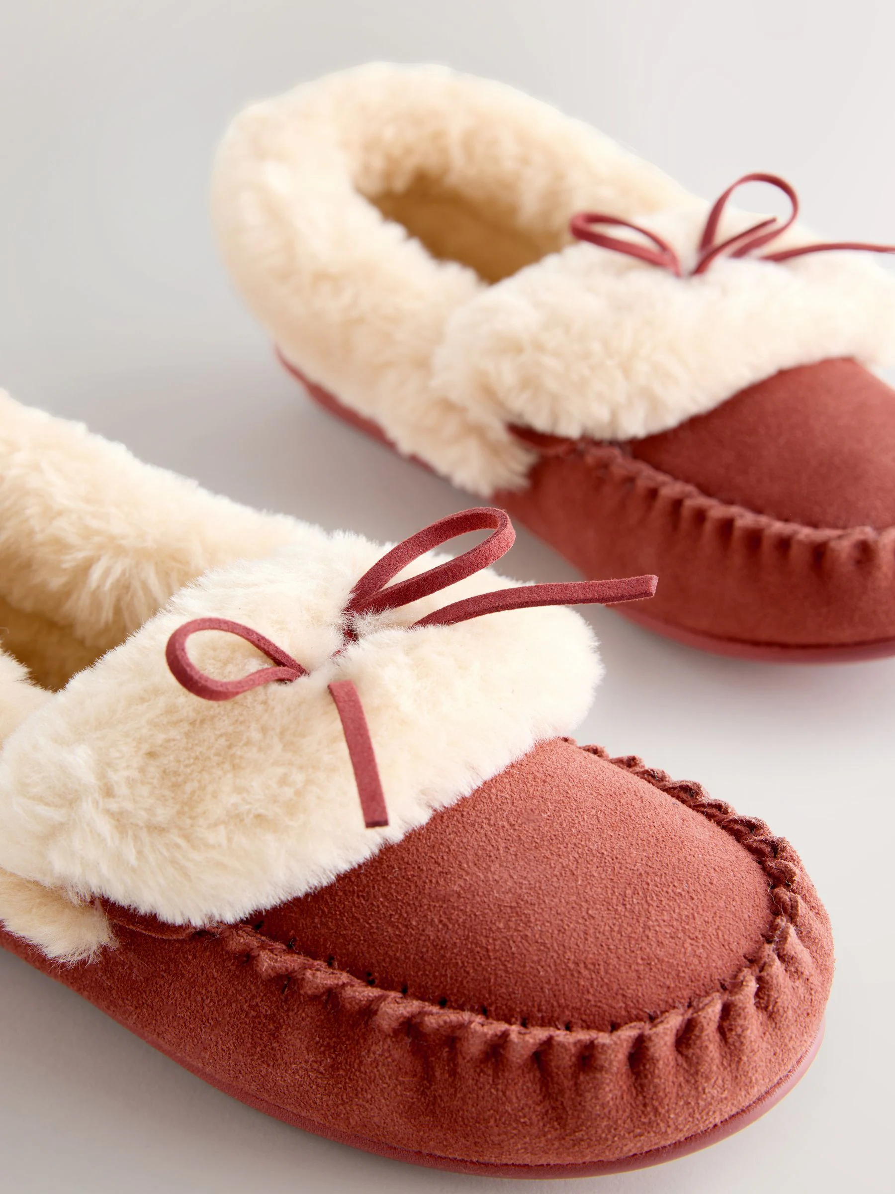 Roestrood - Moccasin Faux Fur Suede Slippers