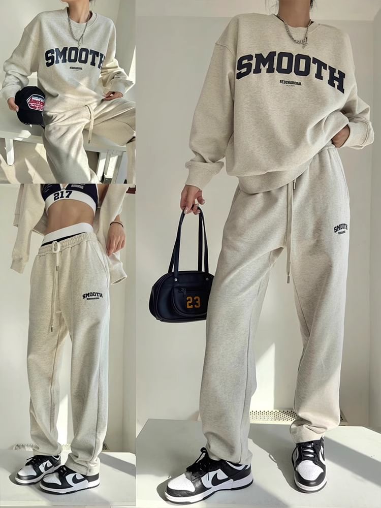 Bolgivy - Set: Ronde hals trui met letters + rechte broek met trekkoord in de taille